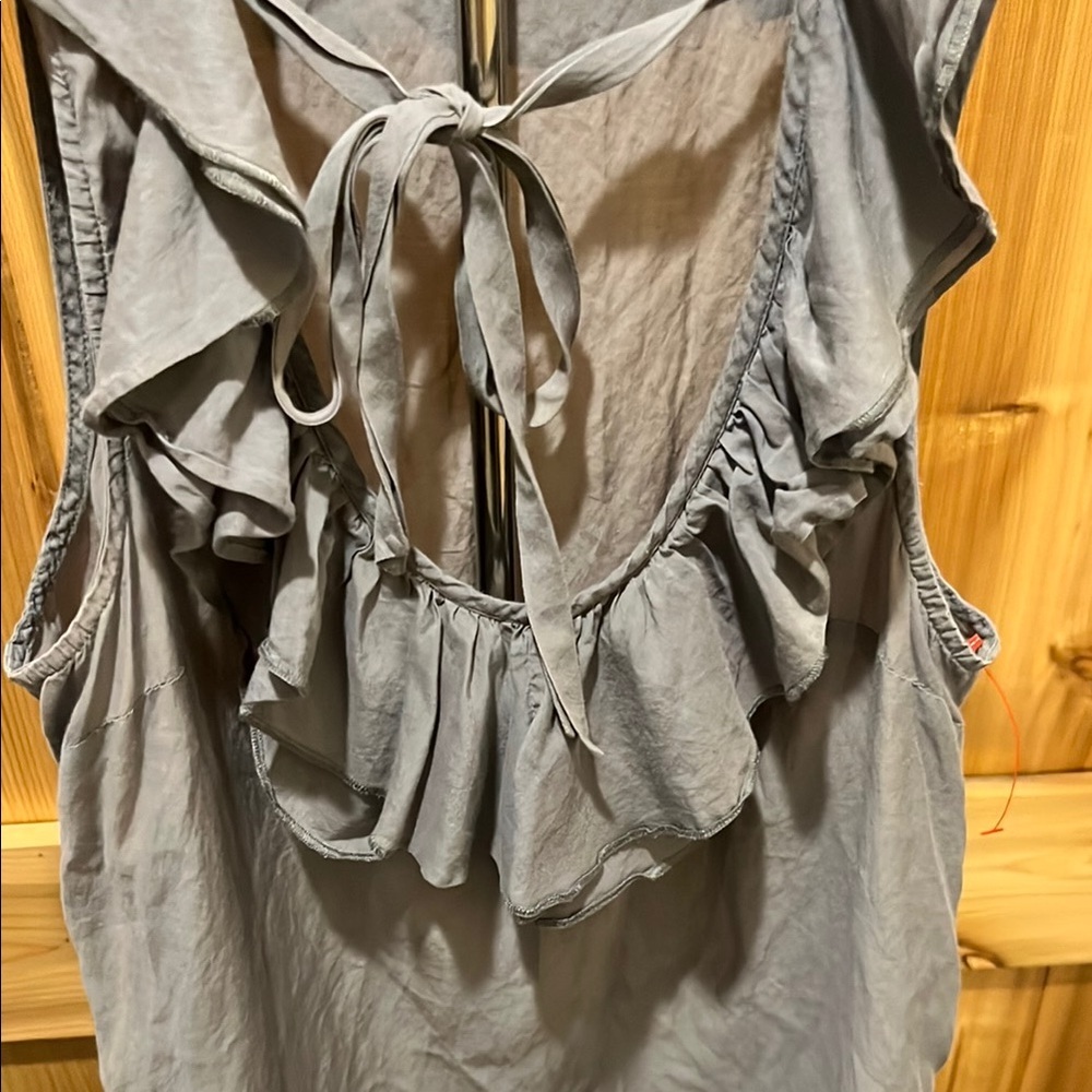 Old Navy Gray Ruffle Tank Top - Picture 3 of 8